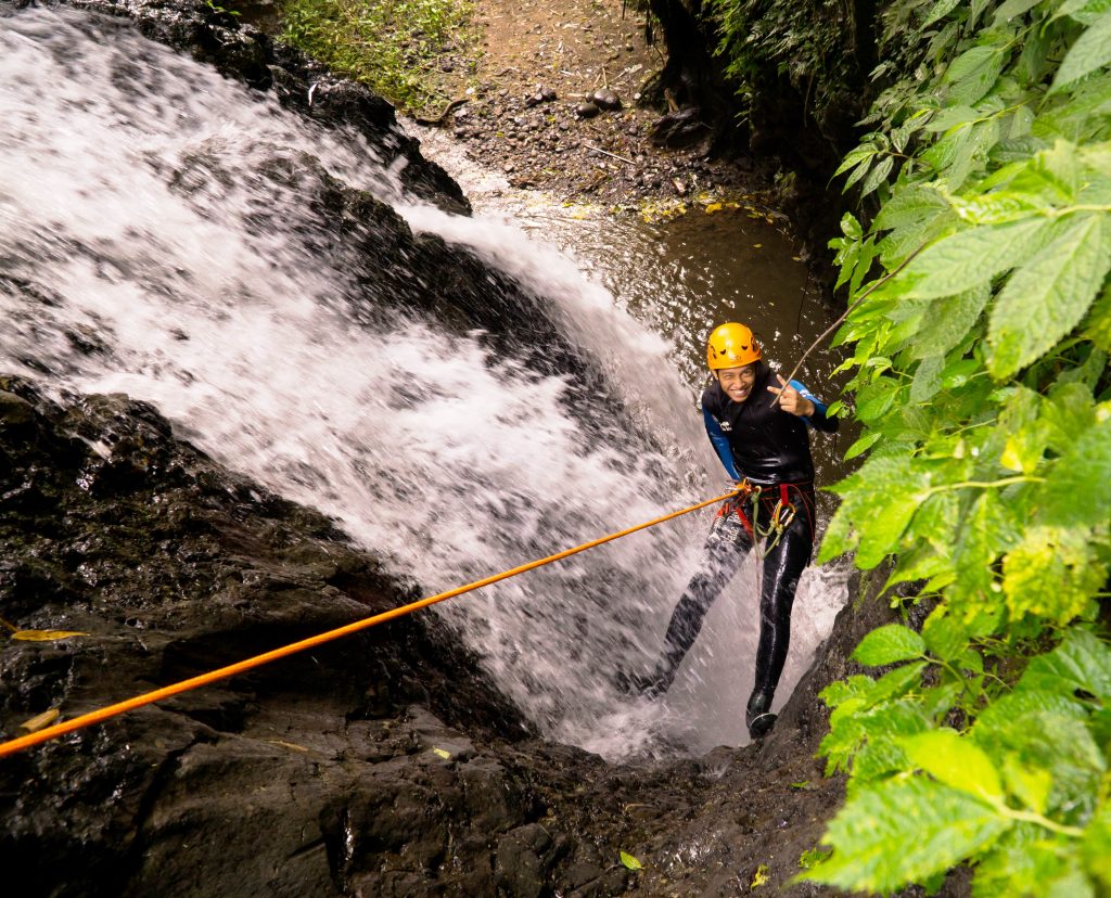 canyoning trips bali egar canyon track